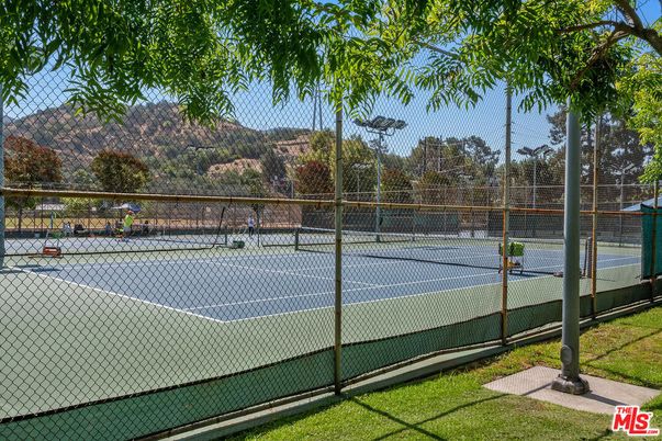 Exterior, Tennis Courts