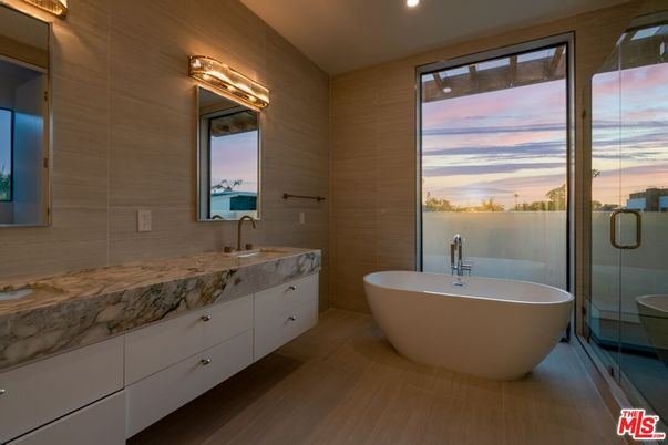 Bathroom, Dual Sink Vanities, Free Standing Baths, Glass Shower, Interior, Recessed Lighting