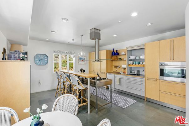 Dining room, Interior, Kitchen, Pendant Lights, Recessed Lighting