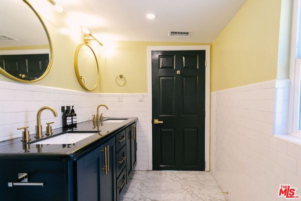 Bathroom, Dual Sink Vanities, Interior, Marble, Recessed Lighting