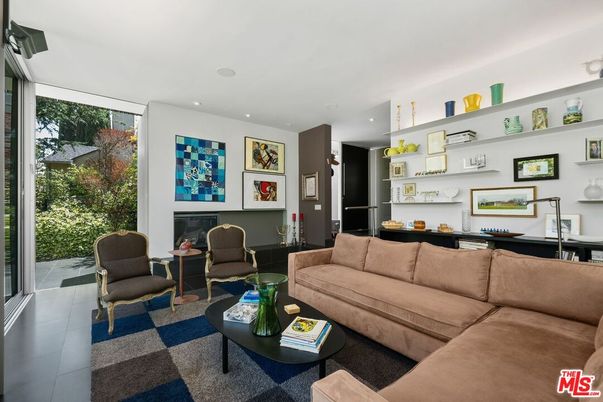 Dining room, Interior, Living room, Recessed Lighting