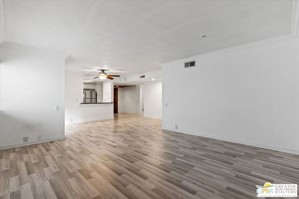 Empty room, Interior, Recessed Lighting, Wood Texture Flooring
