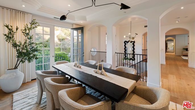 Dining room, Interior, Pendant Lights, Recessed Lighting, Wood Texture Flooring