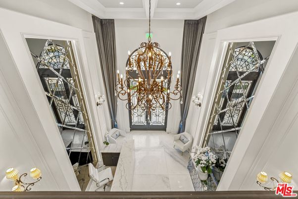 Chandelier, Interior, Marble, Recessed Lighting