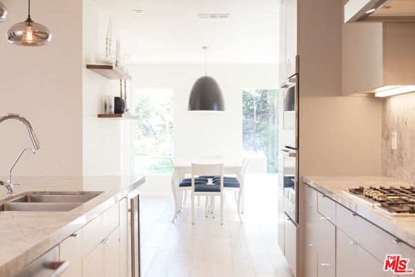 Dining room, Interior, Kitchen, Pendant Lights, Recessed Lighting, Wood Texture Flooring