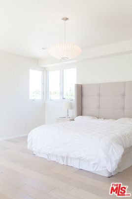 Bedroom, Interior, Pendant Lights, Wood Texture Flooring