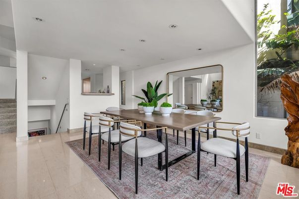 Dining room, Interior, Recessed Lighting