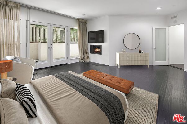 Bedroom, Fireplace, Interior, Recessed Lighting, Wood Texture Flooring