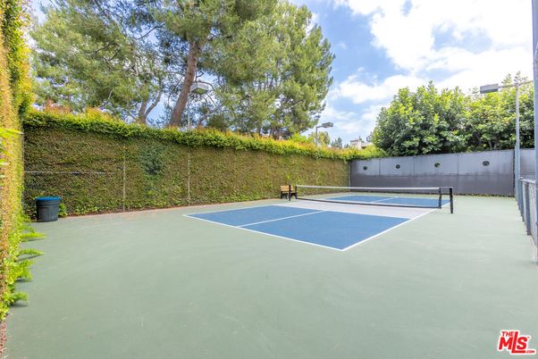 Exterior, Tennis Courts
