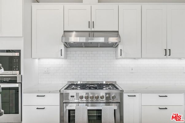 Interior, Kitchen, Stainless Steel Appliances