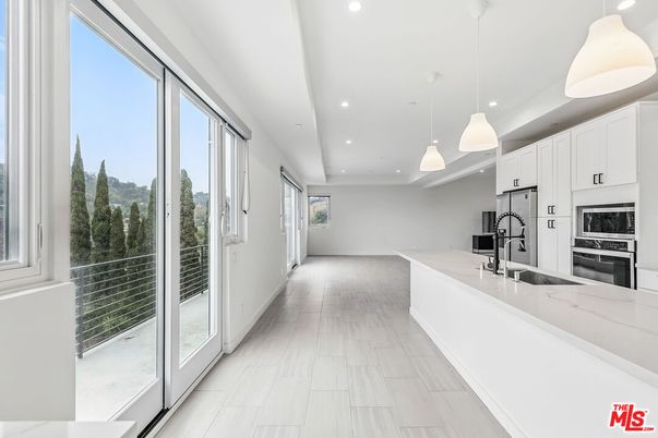 Interior, Kitchen, Pendant Lights, Recessed Lighting