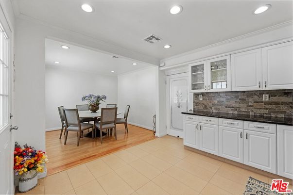 Dining room, Interior, Recessed Lighting, Wood Texture Flooring