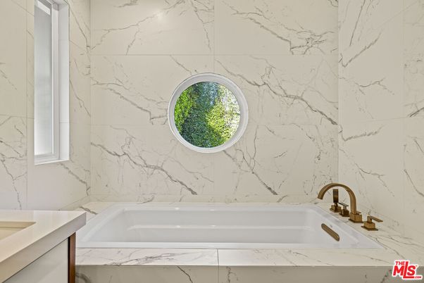 Bathroom, Interior, Marble Walls