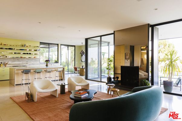 Interior, Living room, Pendant Lights, Recessed Lighting
