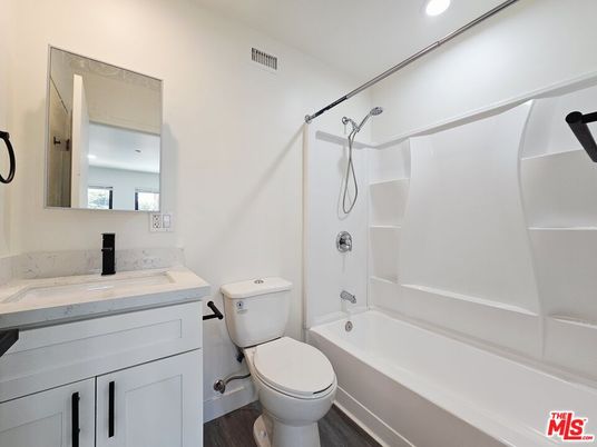 Bathroom, Interior, Recessed Lighting, Wood Texture Flooring