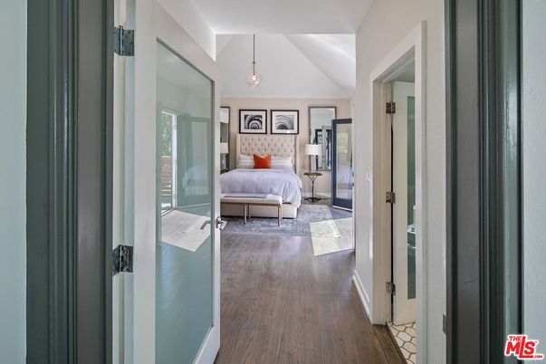 Bedroom, Interior, Pendant Lights, Wood Texture Flooring