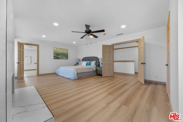 Bedroom, Interior, Recessed Lighting, Wood Texture Flooring