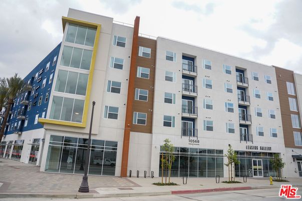 Exterior, Facade, Condo Building