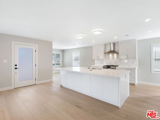 Interior, Kitchen, Marble Walls, Recessed Lighting, Wood Texture Flooring