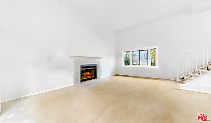 Empty room, Fireplace, Interior
