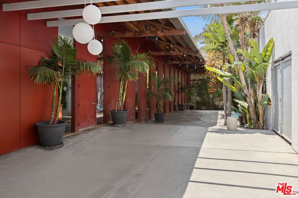 Exterior, Pendant Lights