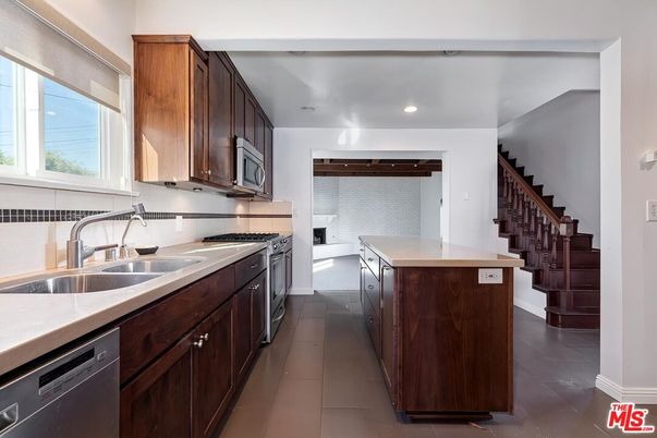 Interior, Kitchen, Recessed Lighting