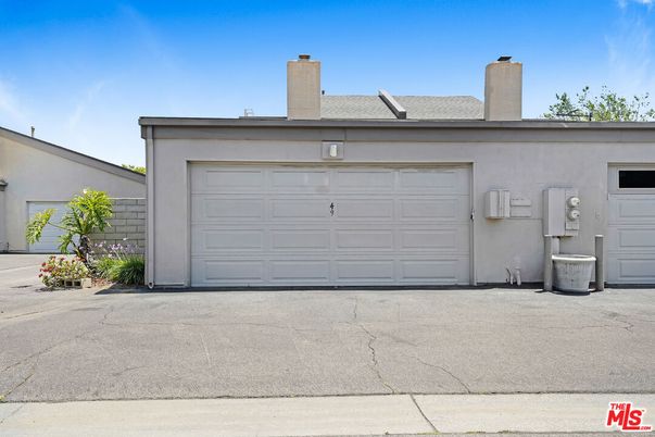 Detached Garage, Exterior