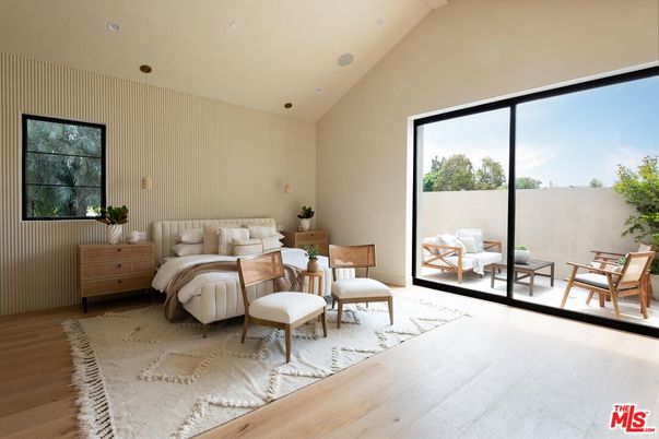 Bedroom, Interior, Pendant Lights, Recessed Lighting, Wood Texture Flooring