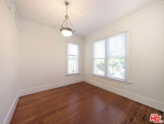 Empty room, Interior, Pendant Lights, Wood Texture Flooring