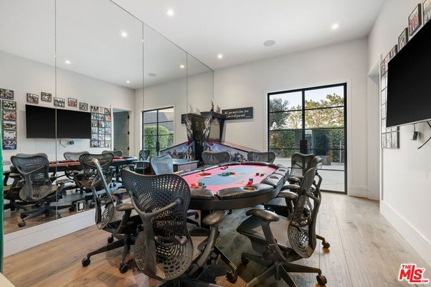 Fitness Equipment, Game Room, Interior, Recessed Lighting, Wood Texture Flooring