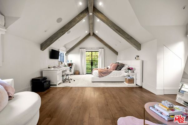 Bedroom, Home Office, Interior, Recessed Lighting, Wooden Beams, Wood Texture Flooring
