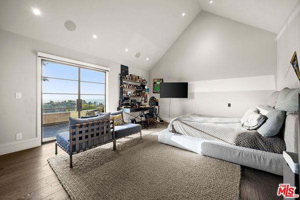 Bedroom, Home Office, Interior, Recessed Lighting, Wood Texture Flooring