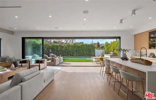 Interior, Kitchen, Living room, Recessed Lighting, Wood Texture Flooring
