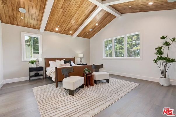 Bedroom, Interior, Recessed Lighting, Wooden Beams, Wooden Ceilings, Wood Texture Flooring