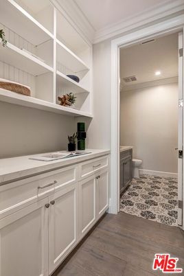 Bathroom, Interior, Recessed Lighting, Wood Texture Flooring