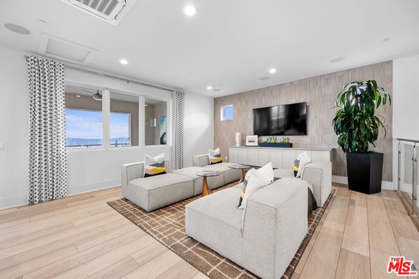 Interior, Living room, Recessed Lighting, Water, Wood Texture Flooring, Wooden Walls