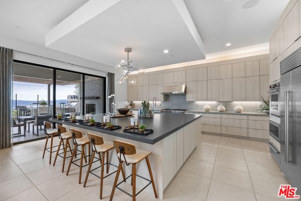 Interior, Kitchen, Pendant Lights, Recessed Lighting, Stainless Steel Appliances, Water