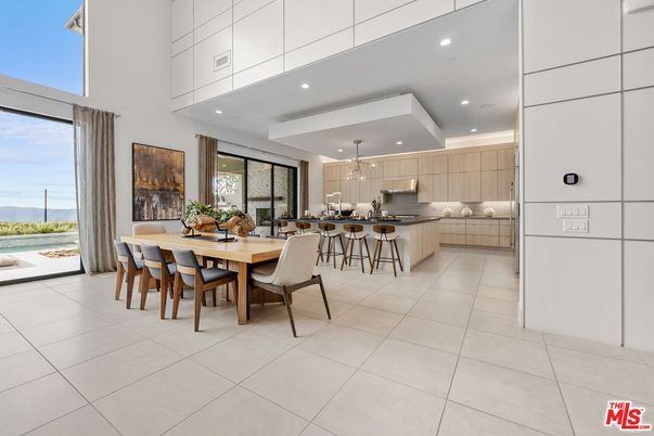 Dining room, Interior, Kitchen, Pendant Lights, Recessed Lighting