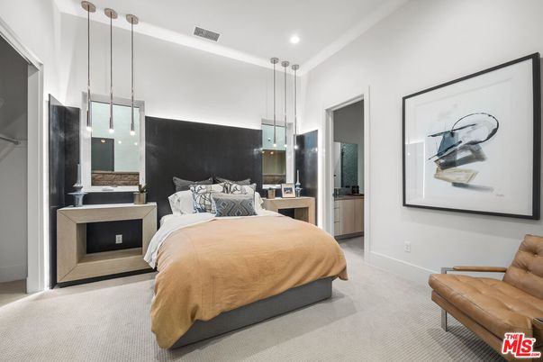 Bedroom, Fireplace, Interior, Pendant Lights, Recessed Lighting