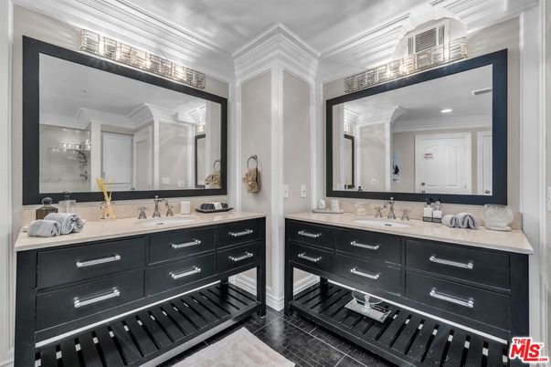 Bathroom, Dual Sink Vanities, Interior, Recessed Lighting, Wood Texture Flooring