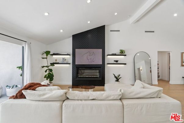Fireplace, Interior, Living room, Recessed Lighting, Wood Texture Flooring