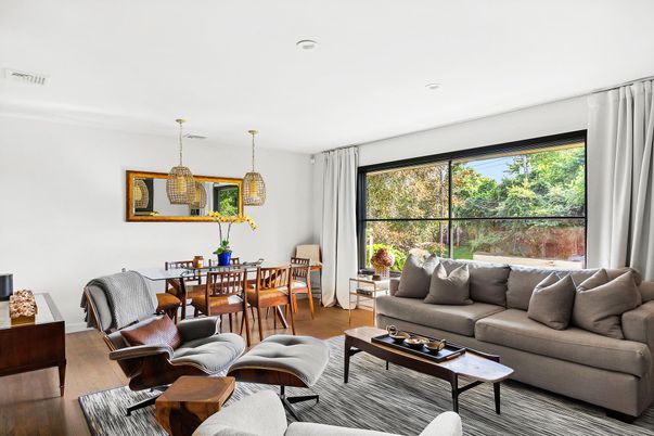 Dining room, Interior, Living room, Pendant Lights, Recessed Lighting, Wood Texture Flooring