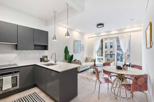 Dining room, Interior, Kitchen, Living room, Pendant Lights, Recessed Lighting, Stainless Steel Appliances, Wood Texture Flooring