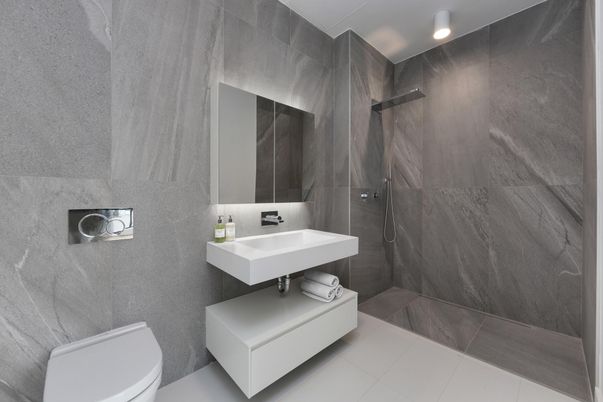 Bathroom, Interior, Recessed Lighting