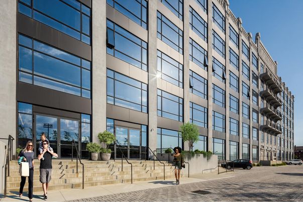Exterior, Facade, Highrise