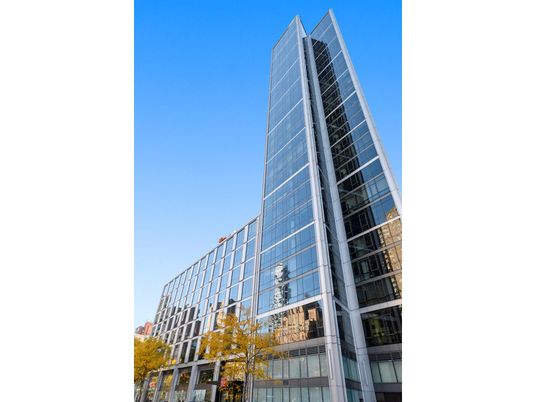 Exterior, Facade, Highrise