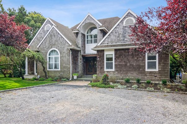 Exterior, Facade, Brick Traditional