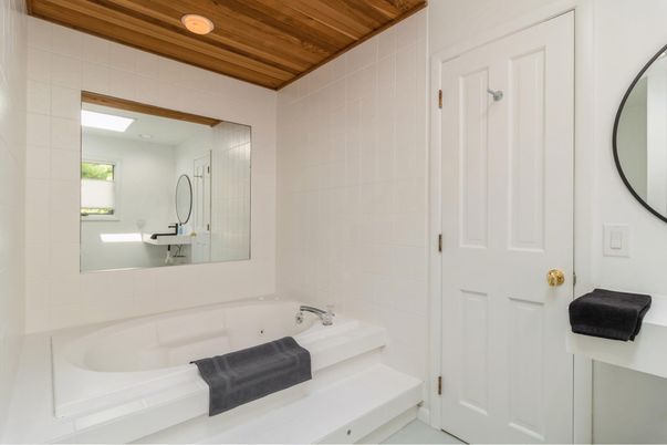 Bathroom, Interior, Recessed Lighting, Wooden Ceilings