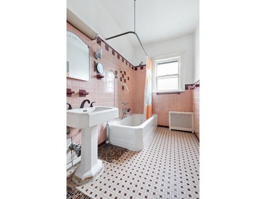 Bathroom, Free Standing Baths, Interior