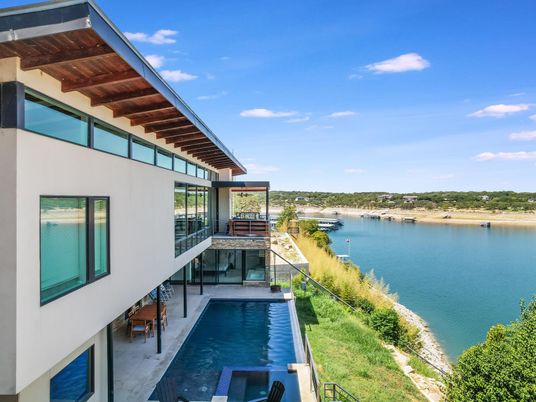 Exterior, Water
